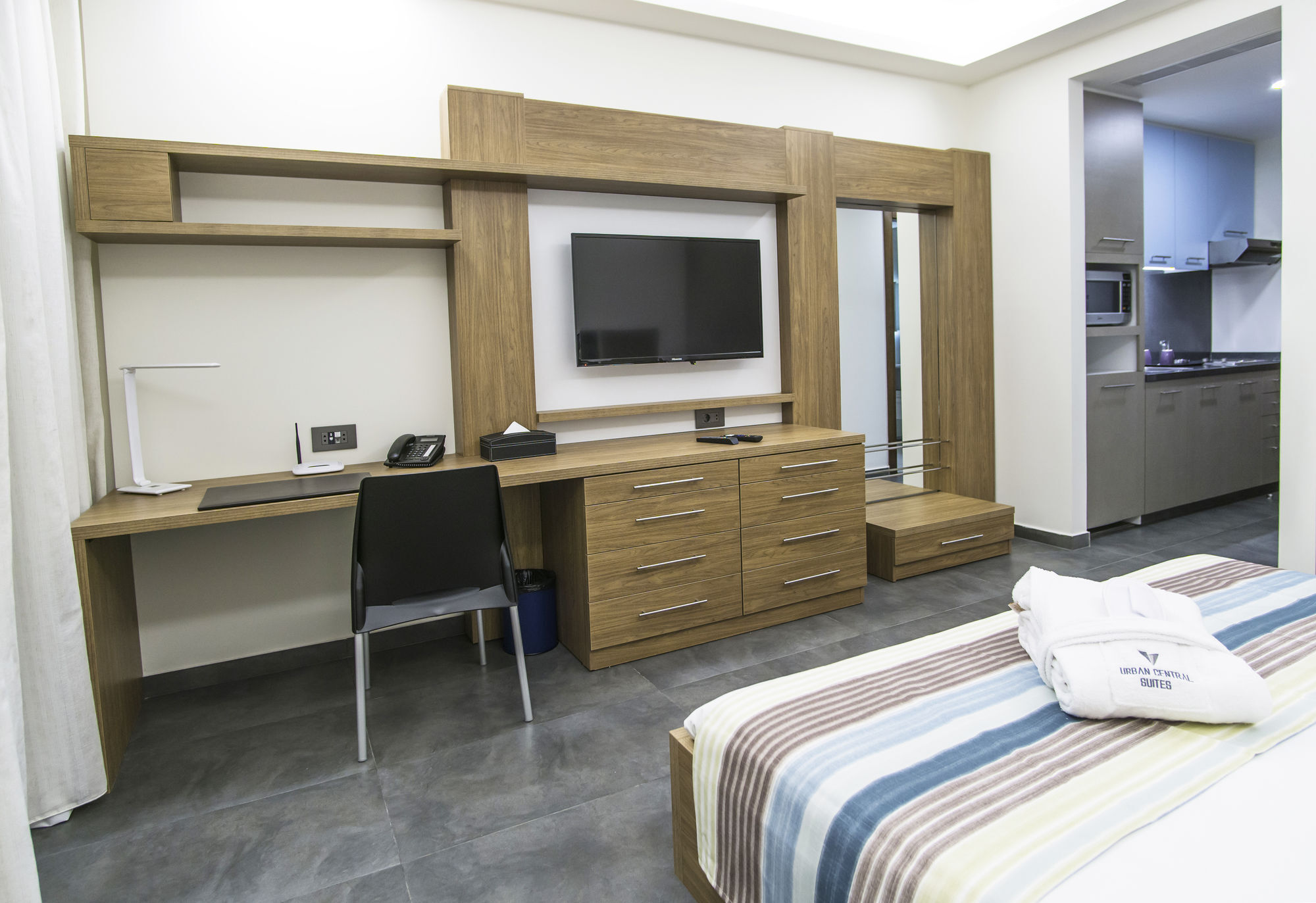 Urban Central Suites - Бейрут Екстериор снимка